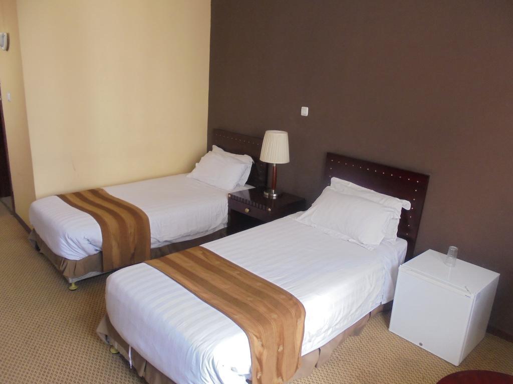 Soramba Hotel Business Plc Adís Abeba Exterior foto
